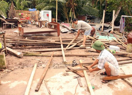 Đầu mùa mưa cũng thường xảy ra hiện tượng giông, lốc xoáy.