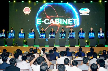 Giải pháp e-Cabinet (Hệ thống thông tin phục vụ họp và xử lý công việc của Chính phủ) được coi là một trong những hành động khởi đầu xây dựng Chính phủ số.