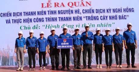 Ra mắt đội hình thanh niên tình nguyện phòng, chống rác thải nhựa