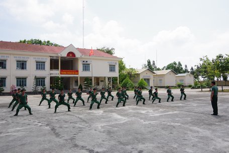 Triển khai, nhân rộng nhiều mô hình hay, cách làm hiệu quả góp phần nâng cao chất lượng huấn luyện tại Trung đoàn Bộ binh 890. Ảnh tư liệu.