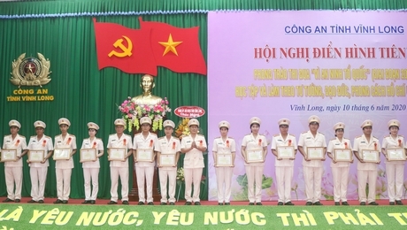 Qua phong trào thi đua, đã xuất hiện nhiều tập thể, cá nhân điển hình tiên tiến trong lực lượng công an được biểu dương, khen thưởng.