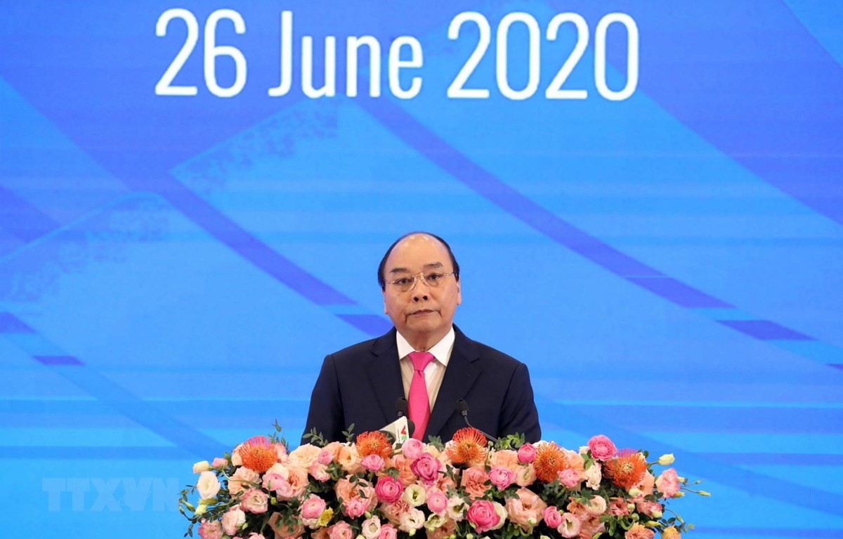 Thủ tướng Nguyễn Xuân Phúc, Chủ tịch ASEAN 2020 phát biểu khai mạc Hội nghị Cấp cao ASEAN lần thứ 36. (Ảnh: Thống Nhất/TTXVN)