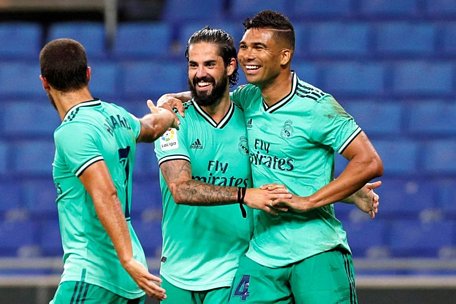 Casemiro (bìa phải) ghi bàn duy nhất giúp Real giành chiến thắng. (Nguồn: Reuters)