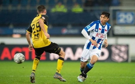 Heerenveen chưa đưa ra quyết định cuối cùng về tương lai của Văn Hậu.