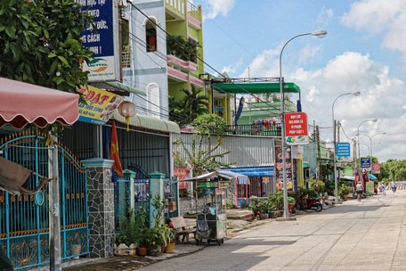 Tỷ lệ nhà kiên cố, bán kiên cố trên địa bàn huyện đạt trên 98%.