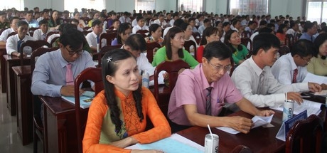 Đại hội triệu tập 299 đại biểu chính thức đến từ 44 chi, đảng bộ cơ sở.