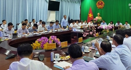 Chiều 20/7/2020, Thứ trưởng Bộ Giao thông-Vận tải Nguyễn Nhật có buổi làm việc với 3 tỉnh Vĩnh Long, Đồng Tháp và Tiền Giang về công tác giải phóng mặt bằng cao tốc Mỹ Thuận- Cần Thơ và cầu Mỹ Thuận 2