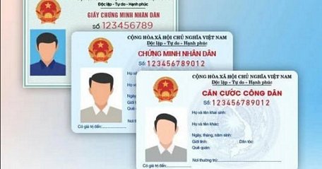 Thẻ căn cước công dân gắn chíp điện tử cũng sẽ được tích hợp thêm dữ liệu của công dân, như bằng lái xe, thẻ bảo hiểm y tế… để có thể sử dụng cho nhiều giao dịch, giải quyết nhiều thủ tục. (Ảnh minh họa, nguồn KT)