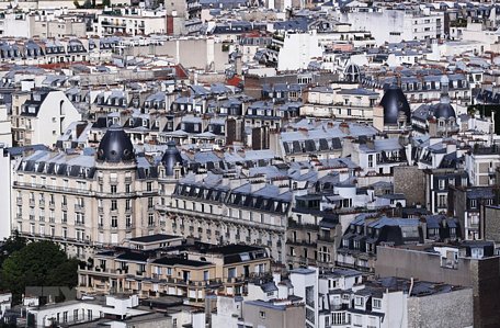 Thành phố Paris đã chứng kiến những giây phút lịch sử quan trọng nhất của ngành Ngoại giao Việt Nam. (Ảnh: THX/TTXVN)