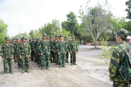 Thực hành tiếp nhận lực lượng dự bị động viên tại Trung đoàn 890.