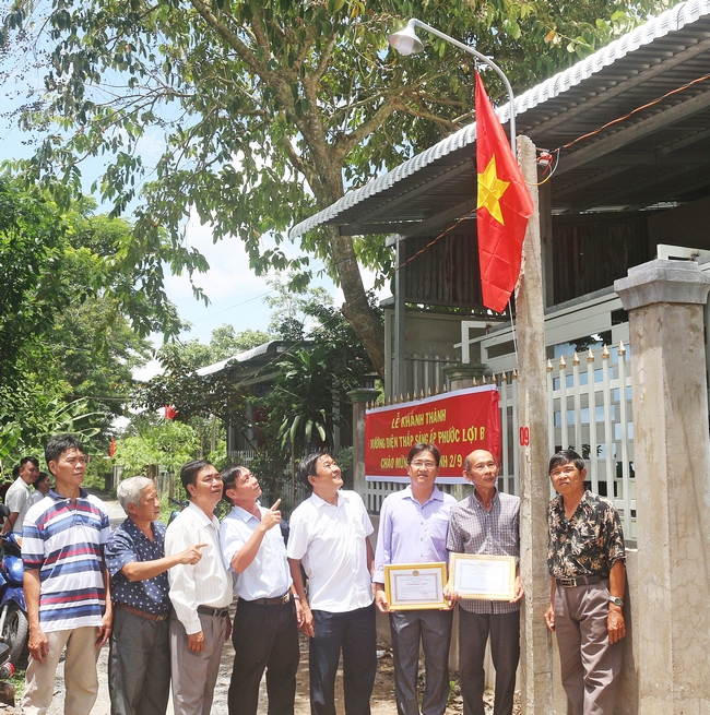 Công trình đưa vào sử dụng tạo điều kiện thuận lợi cho người dân lưu thông về đêm và từng bước xây dựng ấp nông thôn mới kiểu mẫu.