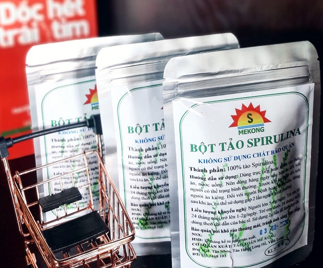 Sản phẩm tảo xoắn của Tài đã có thị trường tiêu thụ tại Vĩnh Long và TP Hồ Chí Minh.