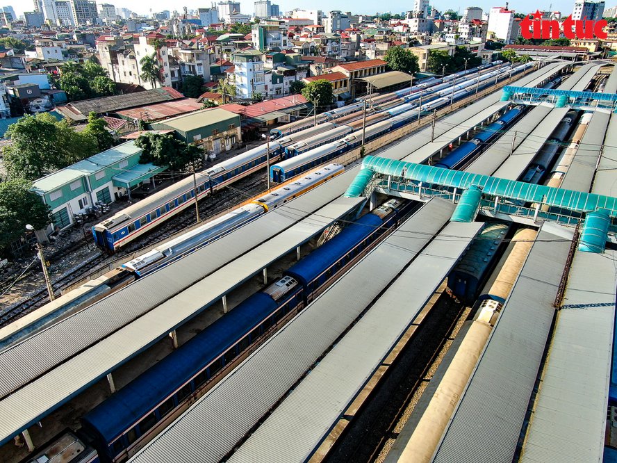 30 tấn hàng hỗ trợ đồng bào miền Trung sẽ rời ga Hà Nội vào lúc 22 giờ 15 phút này 21/10.