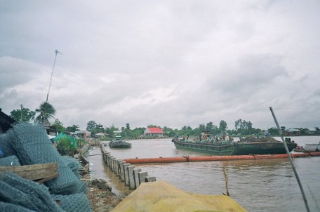 Loại Công trình mỏ hàn có thể sử dụng như ở các dự án kè chống sạt lở bờ sông Cổ Chiên (khu vực TP Vĩnh Long).