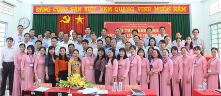  Các đại biểu tham dự hội thảo.