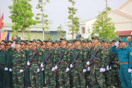 Lực lượng vũ trang sẵn sàng chiến đấu, luôn nhận và hoàn thành tốt nhiệm vụ được giao.