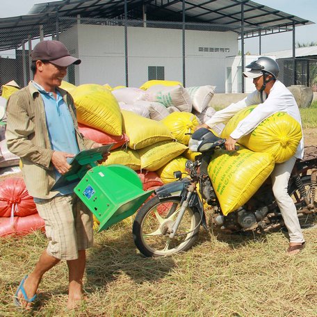  Nông nghiệp tiếp tục khẳng định là trụ đỡ của nền kinh tế trước những khó khăn thử thách chưa từng có trong năm 2020.