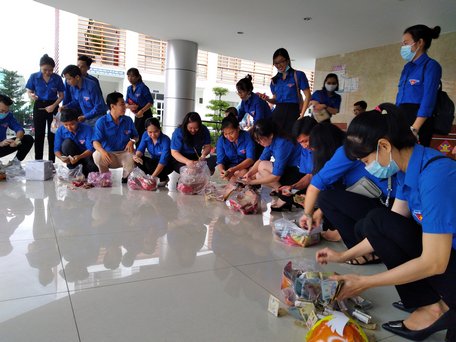 Với nhiều hoạt động tình nguyện sôi nổi, hiệu quả, thiết thực, tuổi trẻ Đoàn khối đã và đang khẳng định vai trò xung kích trên các lĩnh vực.