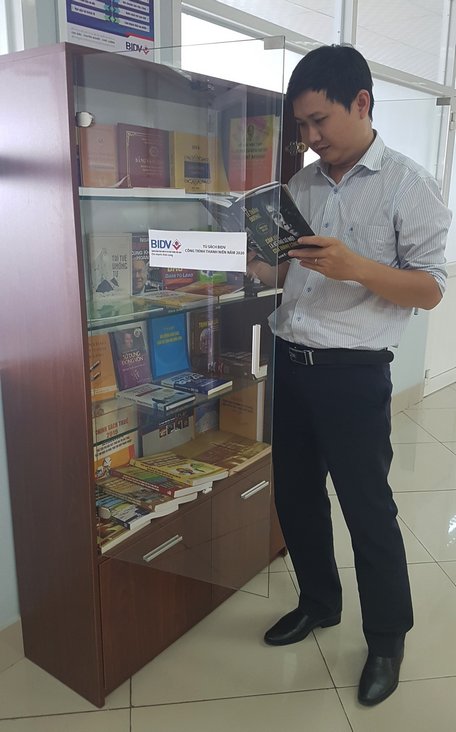Thay đổi quan điểm đọc sách của tuổi trẻ thông qua mô hình “Chung tay lan tỏa văn hóa đọc sách trong đoàn viên thanh niên”.