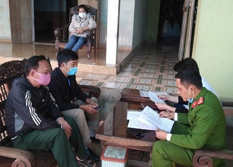  Lực lượng chức năng của địa phương lập biên bản sự việc.