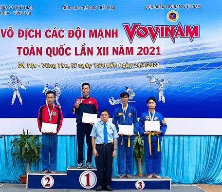 VĐV đội tuyển Vĩnh Long xuất sắc đạt huy chương vàng đối kháng hạng cân 54kg.