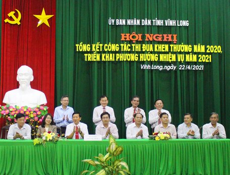 Các cụm, khối ký kết giao ước thi đua năm 2021.