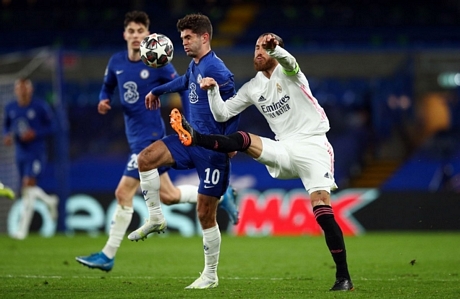 Mason Mount là cầu thủ người Anh trẻ thứ hai ghi bàn trong trận bán kết UEFA Champions League, sau Wayne Rooney (21 tuổi 182 ngày trước AC Milan.