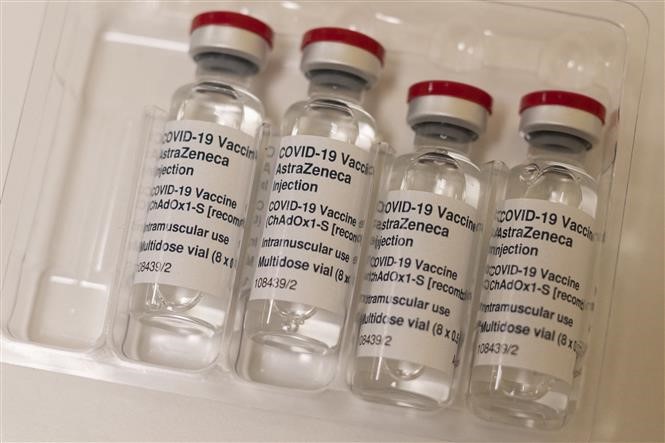 Vaccine ngừa COVID-19 của AstraZeneca. Ảnh: AFP/TTXVN