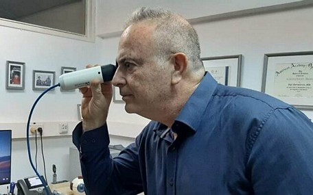 Thiết bị thử máu không cần lấy mẫu. (Nguồn: timesofisrael.com)