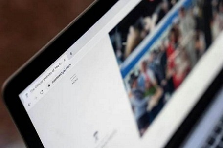  Các trang web của CNN, Financial Times, Guardian không thể truy cập được do 