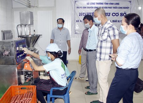  Máy móc, thiết bị được đầu tư giúp tăng năng suất, chất lượng sản phẩm.