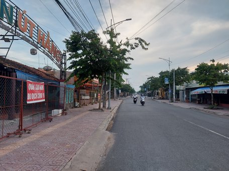 Các địa phương trên địa bàn tỉnh Vĩnh Long thực hiện nghiêm việc giãn cách xã hội để phòng chống dịch COVID-19.