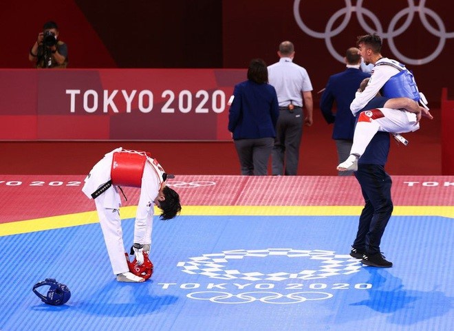 Đây là kỳ Olympic đầu tiên từ năm 2000, Hàn Quốc không giành được HCV nào trong môn thế mạnh là Taekwondo.