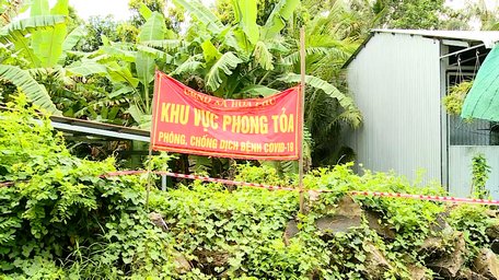 Xã Hòa Phú hiện có 3 khu vực bị phong tỏa. Đến tối 1/8/2021, toàn xã ghi nhận 79 ca nhiễm COVID-19. Đây là địa phương có số ca nhiễm nhiều nhất huyện.