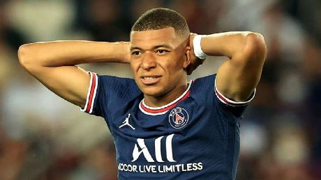 Real Madrid hỏi mua tiền đạo Kylian Mbappe với giá 160 triệu Euro (Ảnh: Getty).