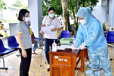 Mỗi người nâng cao ý thức cùng đoàn kết phòng chống dịch thì sẽ đẩy lùi được đại dịch.    Ảnh minh họa: DƯƠNG THU