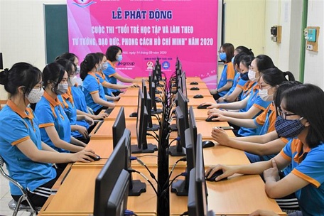 Thí sinh dự thi cuộc thi“Tuổi trẻ học tập và làm theo tư tưởng, đạo đức, phong cách Hồ Chí Minh” năm 2020