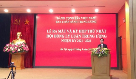 Ông Võ Văn Thưởng phát biểu tại lễ ra mắt Hội đồng Lý luận Trung ương