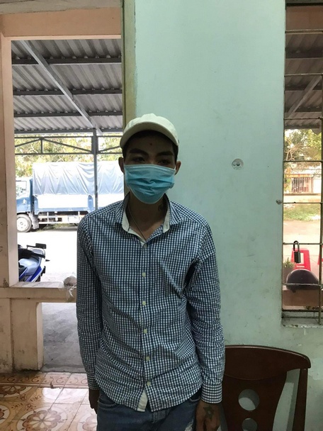    Nguyễn Phước Nhân tại cơ quan công an.