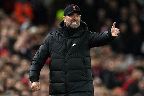 HLV Jurgen Klopp phản đối việc dừng Ngoại hạng Anh. (Ảnh: Getty)