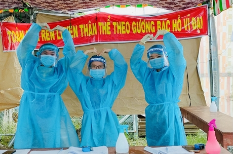 Bạn trẻ có những trải nghiệm tuyệt vời khi tham gia các hoạt động tình nguyện vì cộng đồng.