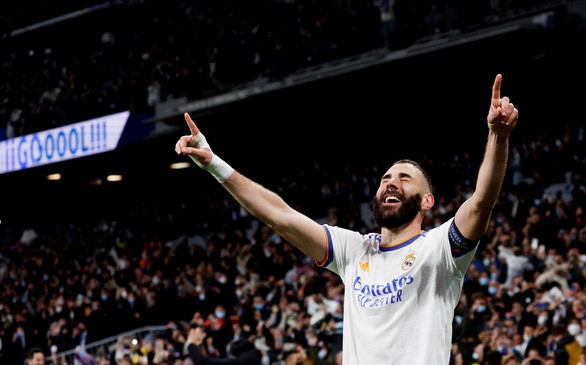 Benzema lập cú hat-trick đẳng cấp giúp Real Madrid đánh bại PSG - Ảnh: REUTERS