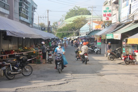 Sẽ sắp xếp lại ngành hàng nhằm góp phần xây dựng chợ Vĩnh Long theo hướng văn minh và an toàn thực phẩm.