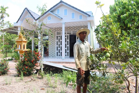 Đời sống đồng bào Khmer đang ngày càng khấm khá hơn.