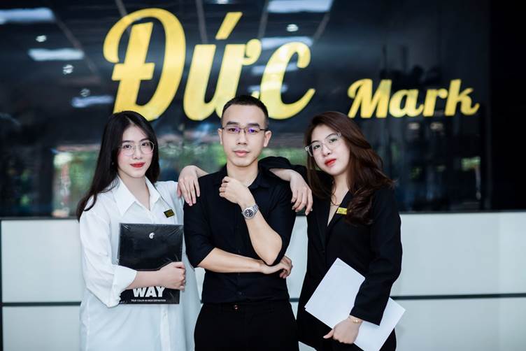  Đức Mark - Hair Stylist nổi tiếng, CEO Viện tóc Đức Mark