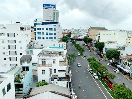 Cả nước đã có 869 đô thị, phân bố tương đối đồng đều.  Ảnh: SÔNG HẬU