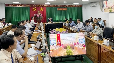 Đầu cầu Vĩnh Long tham gia Hội nghị Tổng kết năm học 2021- 2022 và triển khai nhiệm vụ năm học 2022- 2023.