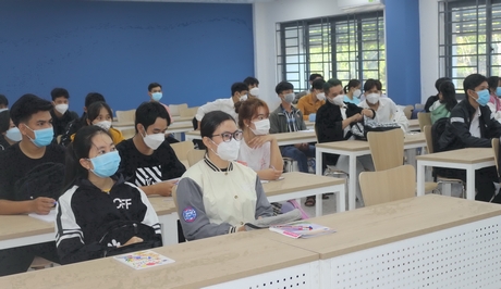 Khó khăn chủ yếu là phát triển BHYT hộ gia đình và BHYT sinh viên các trường ĐH, CĐ, trung học chuyên nghiệp.