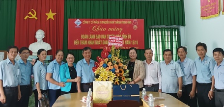 Thăm và chúc mừng Công ty CP in Nguyễn Văn Thảnh.