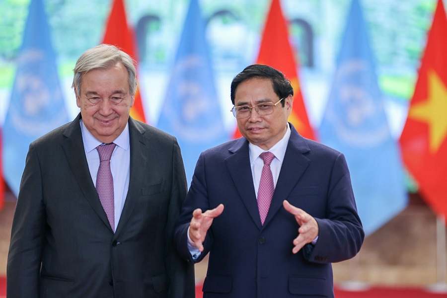 Thủ tướng Phạm Minh Chính và Tổng Thư ký LHQ António Guterres trao đổi một số trọng tâm cụ thể trong hợp tác giữa Việt Nam với LHQ trong thời gian tới - Ảnh: VGP/Nhật Bắc
